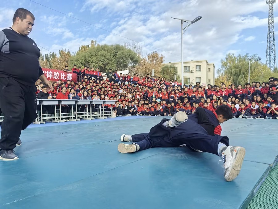 开云体育登录-自由贝尔格莱德支持者到场加油助威声响彻云霄的简单介绍