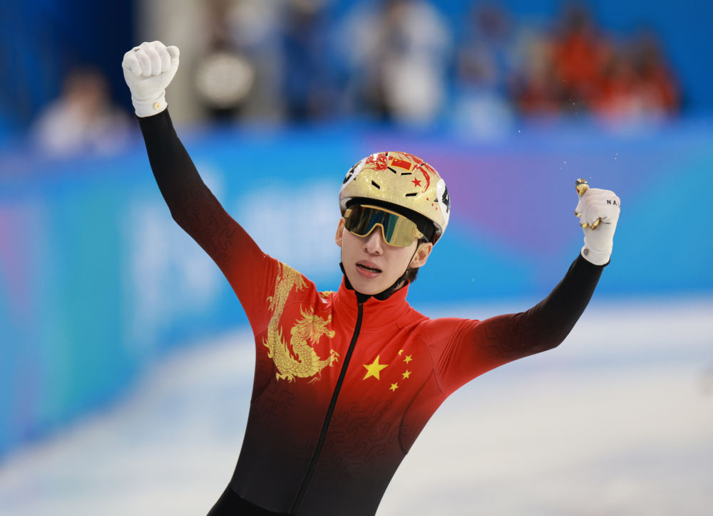 艰苦训练，中国选手勇夺金牌