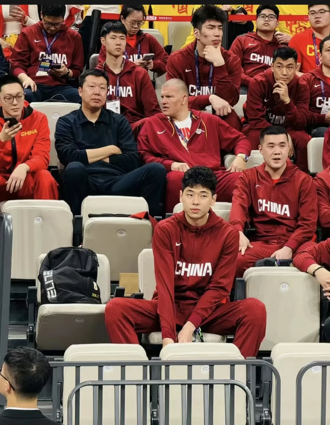 福建男篮气定神闲，迈向新一轮比赛的简单介绍