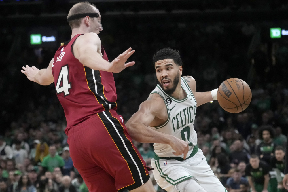 开云体育入口-热火战胜凯尔特人,晋级东部决赛