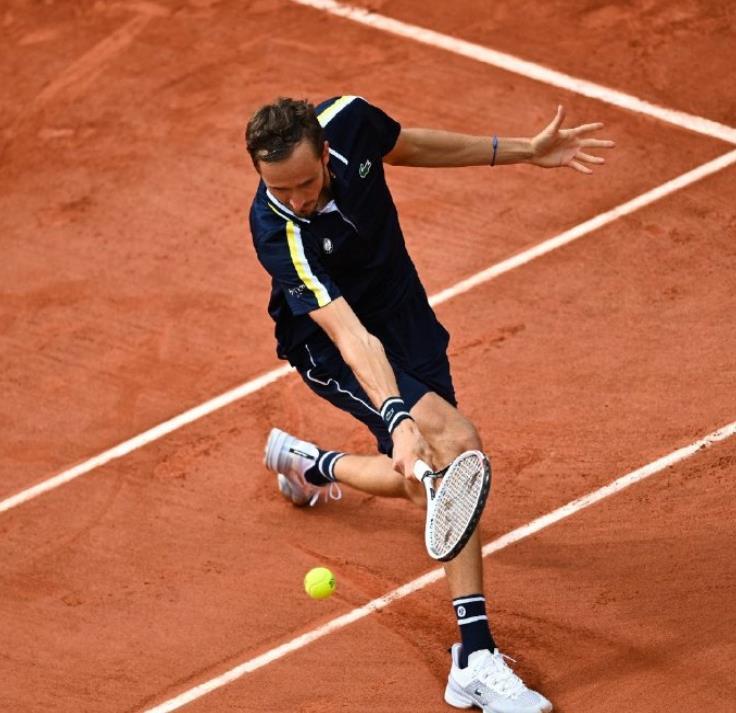 G2血洗C9,CoreJJ操刀奇招英雄翻盘宿命之战四强赛,强势挺进下一轮 G2血洗C9,CoreJJ操刀奇招英雄翻盘宿命之战四强赛,强势挺进下一轮