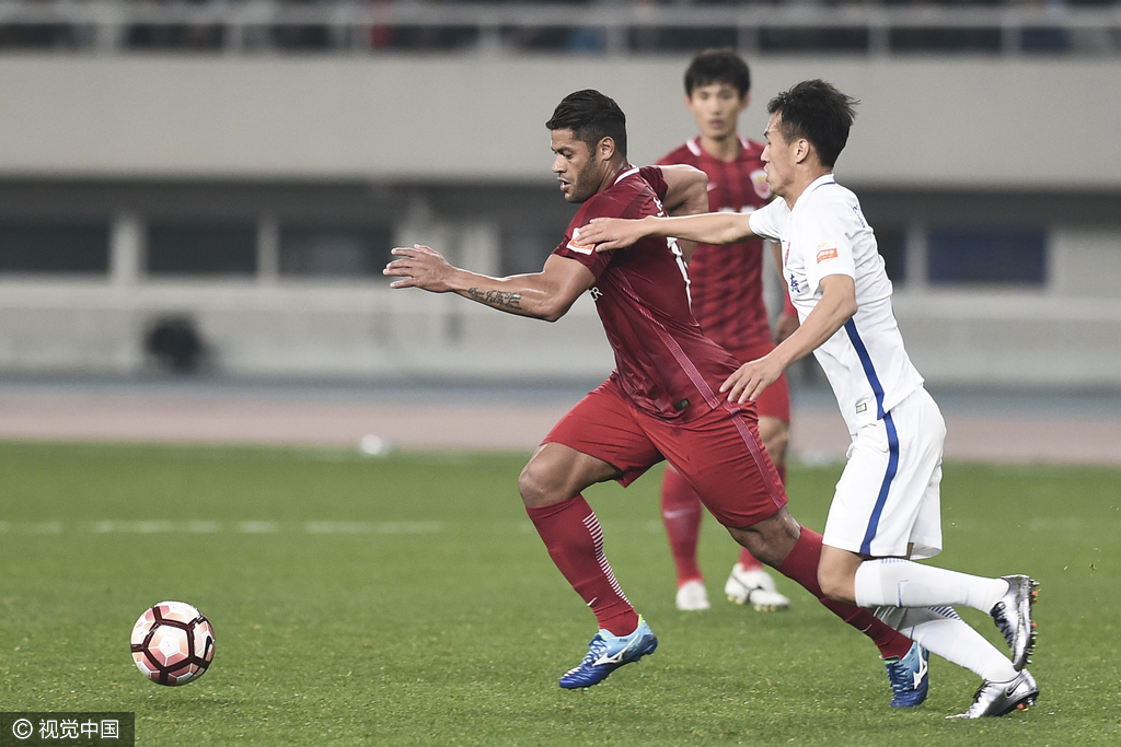上海上港客场大捷,积分榜领跑形势稳定 上海上港客场大捷,积分榜领跑形势稳定