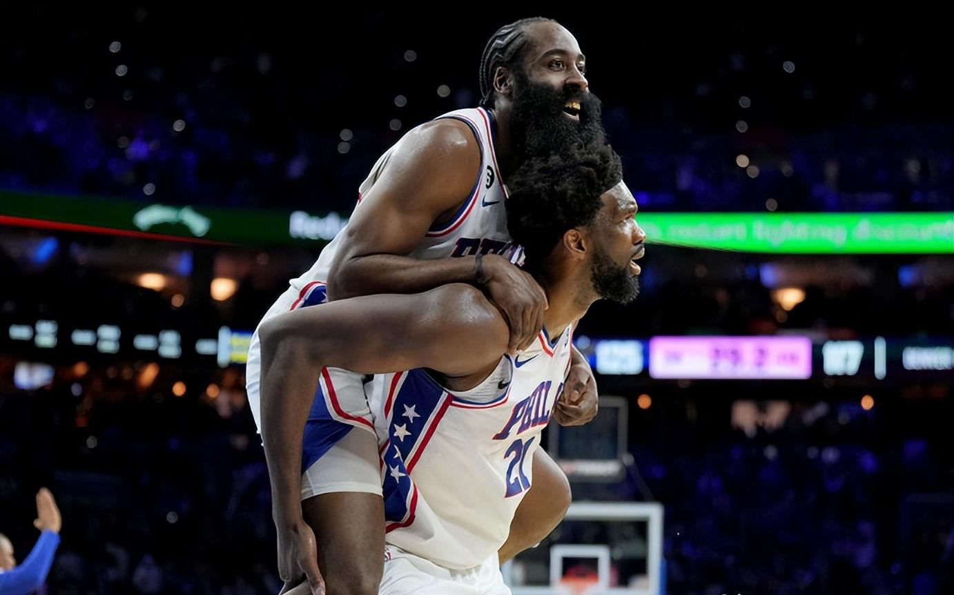 76人逆袭战胜凯尔特人,恩比德再砍三双 76人逆袭战胜凯尔特人,恩比德再砍三双