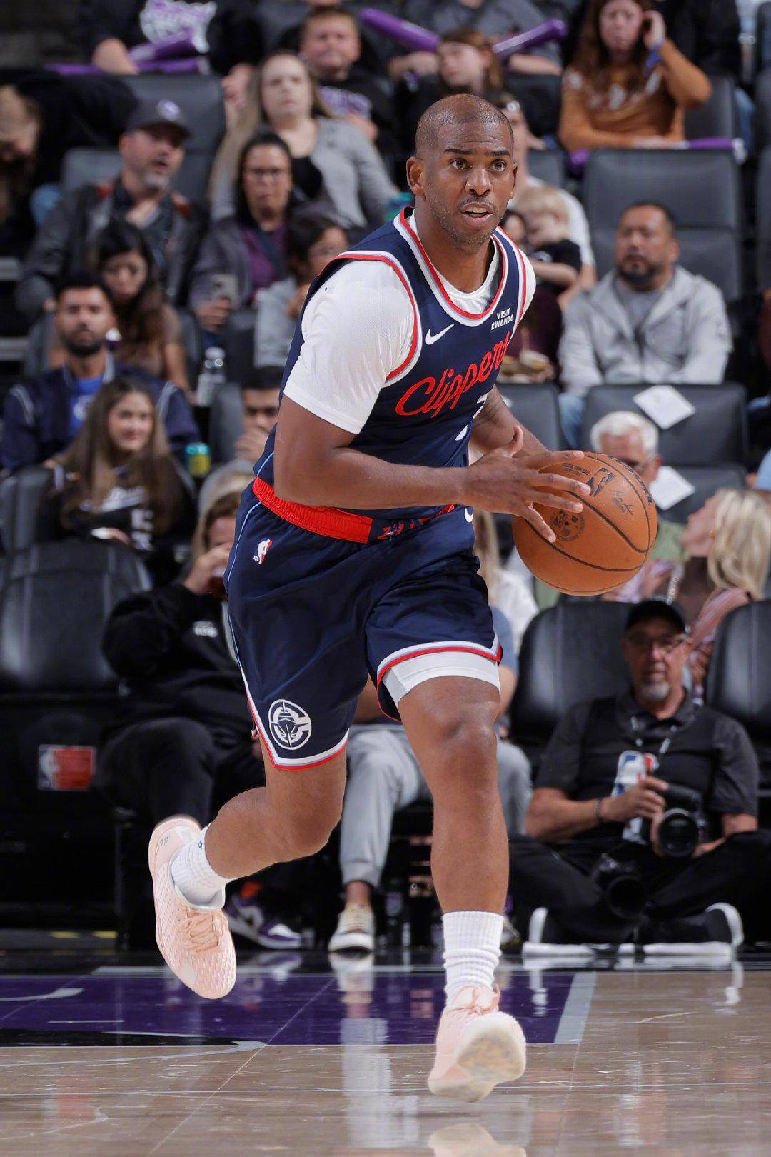 关于克里斯-保罗受伤，快船队战绩受影响的信息