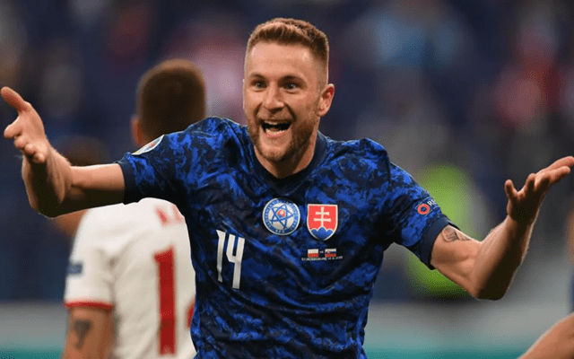 开云体育app-队伍实力分析：近况出色的鹿岛鹿角备受瞩目